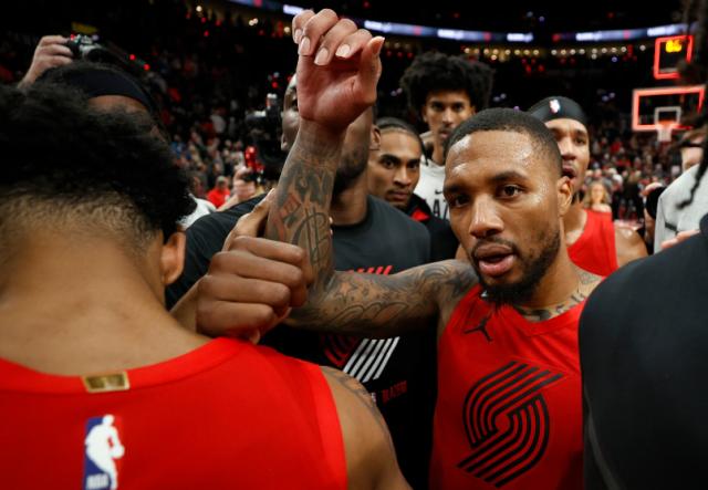 v站体育-利拉德用争冠球队定义开拓者 期待格兰特顺利续约