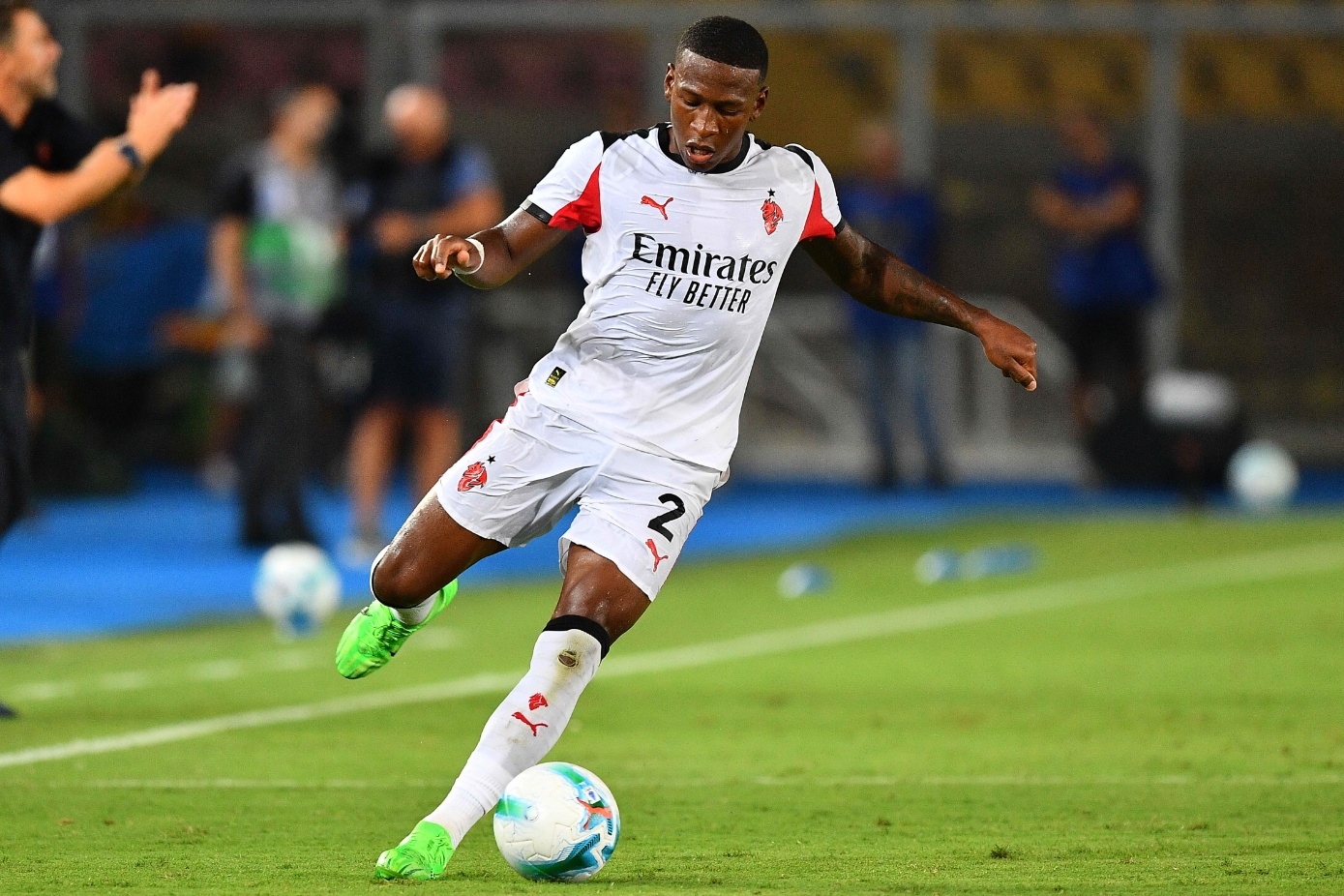 v体育-瑞天空:米兰愿听取对埃斯图皮尼安的报价,需收回约1400万欧